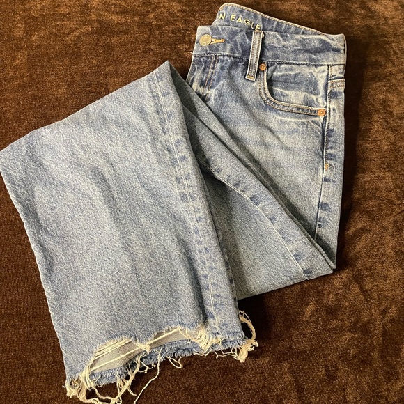 American Eagle Outfitters Curvy Jeans - Picture 7 of 10
